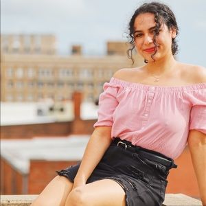 Meet your Posher, Gabriela